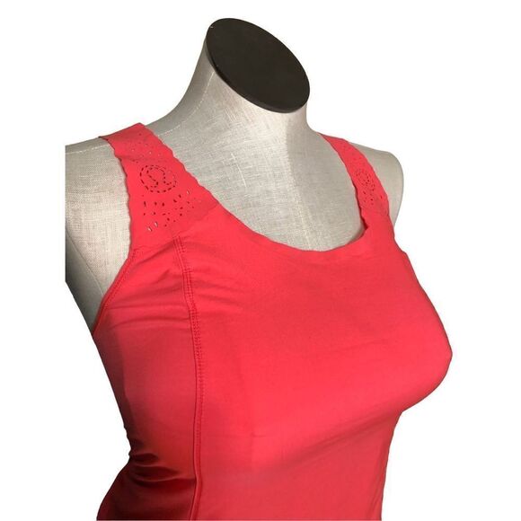 Lululemon Run A Marathon Singlet
Flash Laser Cut Neon Pink Size 8 - Picture 7 of 10